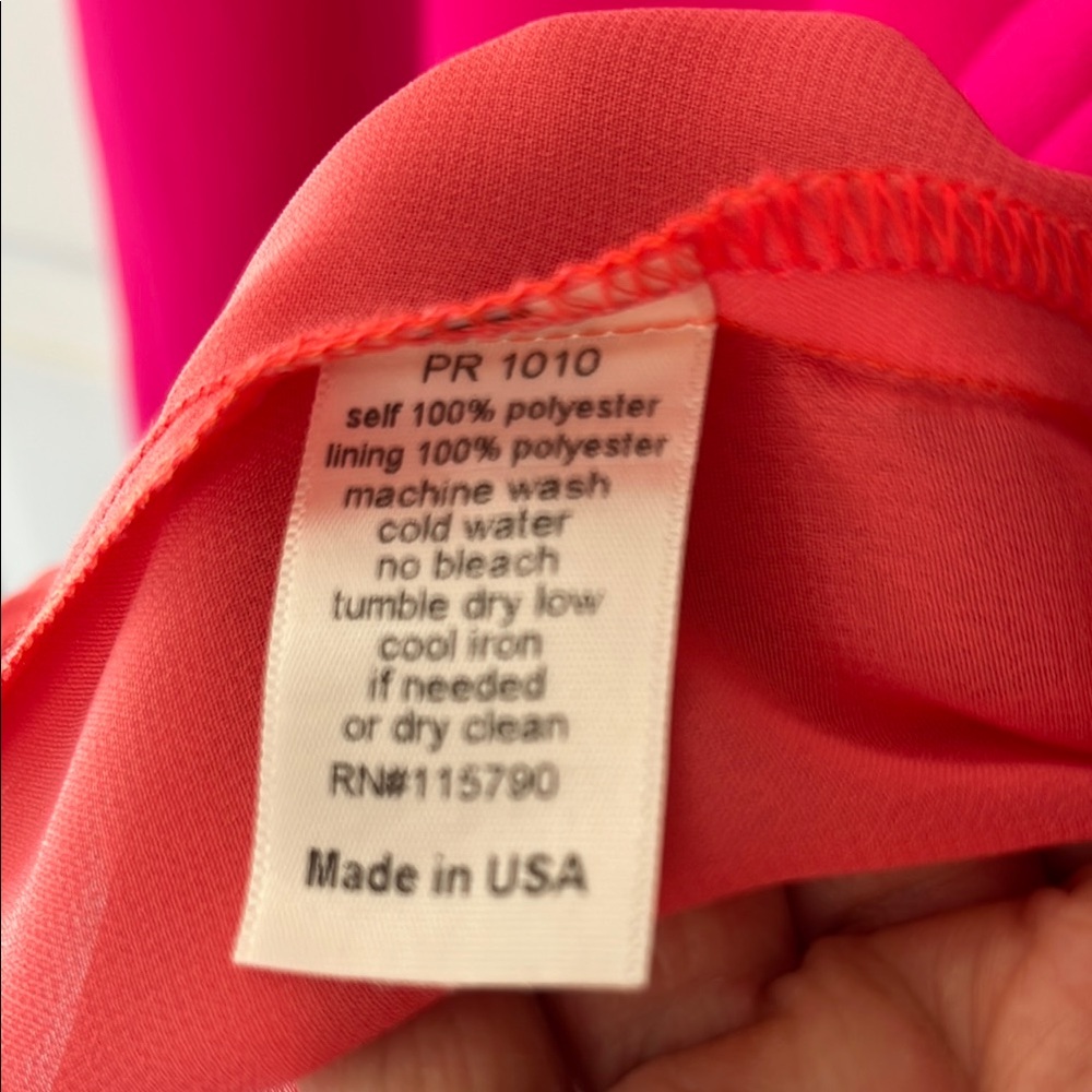 NWT Vibrant Neon Pink V-Neck Flowy Dress - Picture 4 of 7